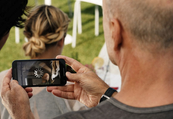 Vodafone - Bruce Willis nello spot di 'Soddisfatti o Rimborsati'