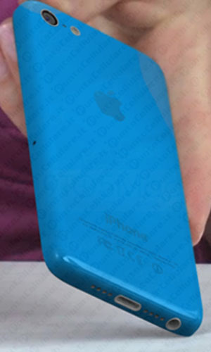 A luglio il via della produzione di un iPhone con scocca in plastica